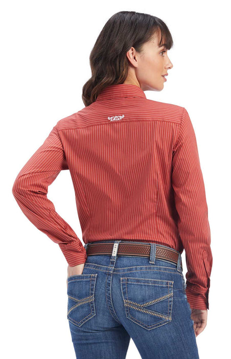 Ariat Women's Wrinkle Resist Kirby Stretch Shirt, Bossa Nova - MED  