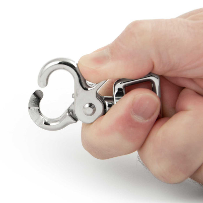 Jeffers Nickel - Plated Die Cast Trigger Snap (Scissor Snap) with Swivel Square Eye - IAC8 - 5/8" - Single - 2