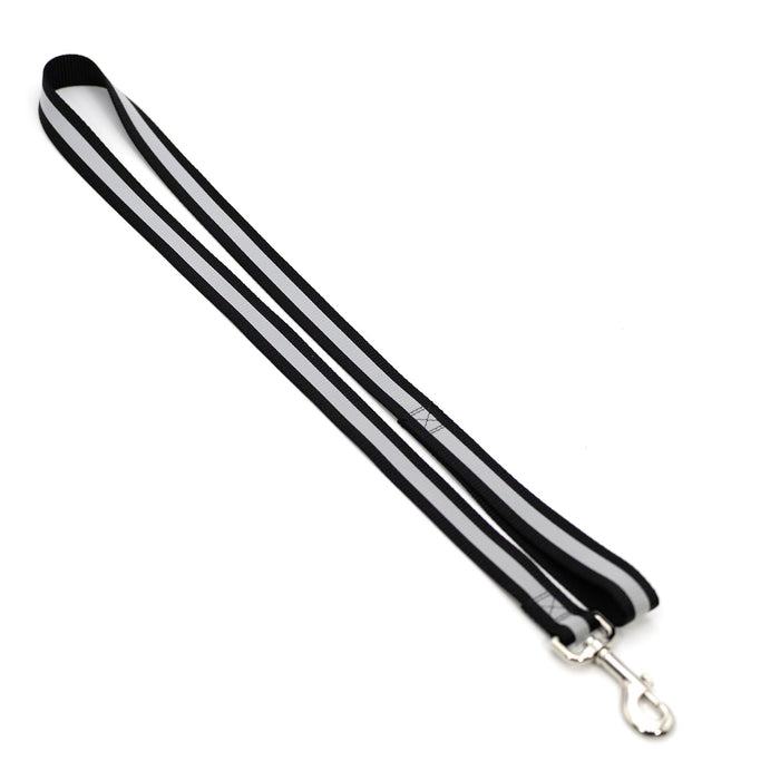 Jeffers Reflective Glow-in-the-Dark Safety Stripe Nylon Dog Leash, 1" W x 4' L - IDDE - Black - 1" W x 4' L - 6