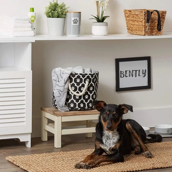 Bone Dry Polyester Round Pet Bin Size Small in Black with Lattice Paw Design  