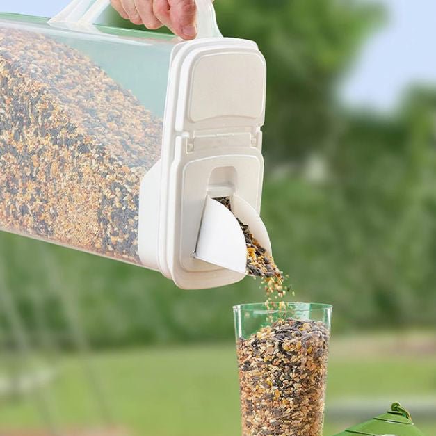 Pet Food Dispenser - BU2C - White Lid / Clear Base - 8 qt - 1 - 11