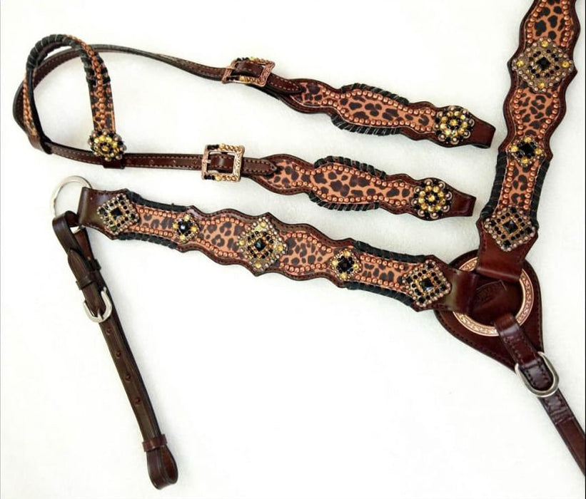 Showman Cheetah & Buckstitch Tack Set - Jeffers - Horse Supplies > Horse Tack > Tack Sets