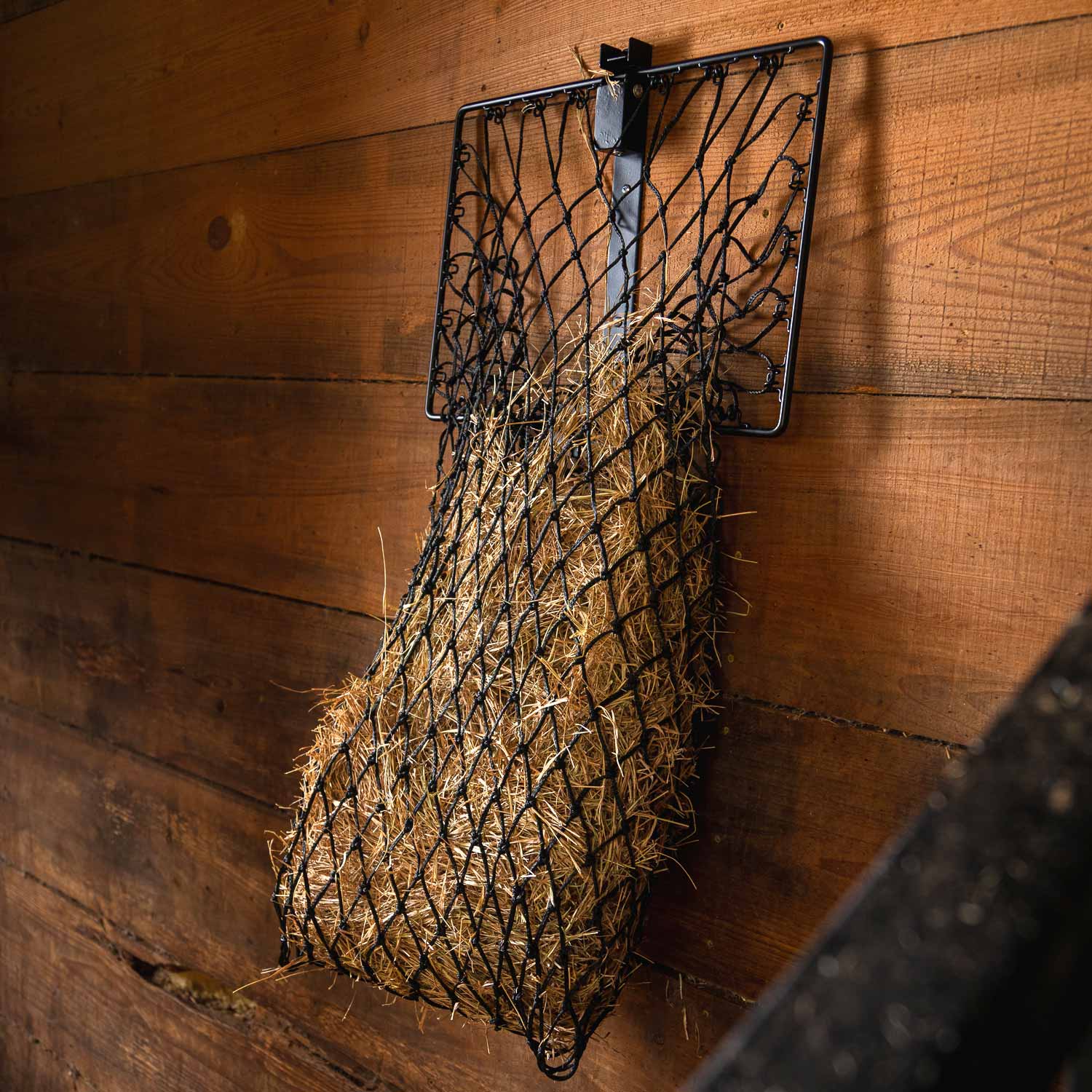 Tough 1 Hay Bale Protector & Carrier – Water Repellent, With Grommets For Roping Practice