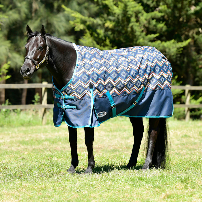 Manta para caballos de peso medio con cuello estándar ComFITec Essential de WeatherBeeta, color arena de Santa Fe